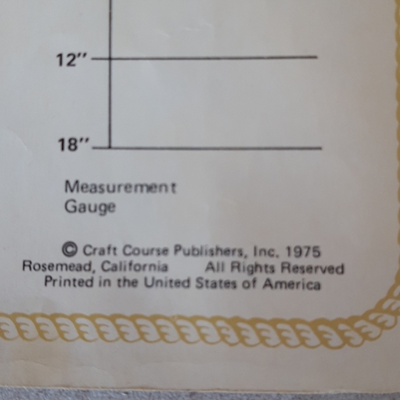 Macrame instructional book - Picture 2 of 6